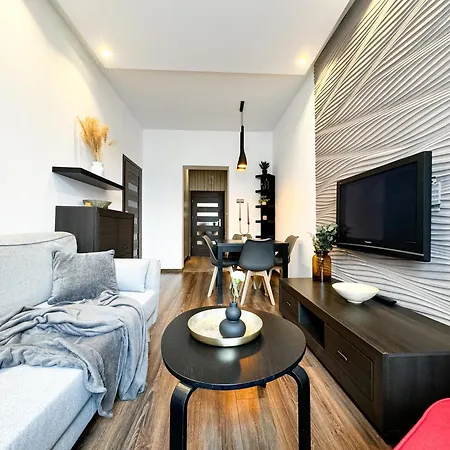 Modern Design, Heart Of Wroclaw! Parking, Near Tram Apartament *
