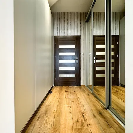 Modern Design, Heart Of Wroclaw! Parking, Near Tram *